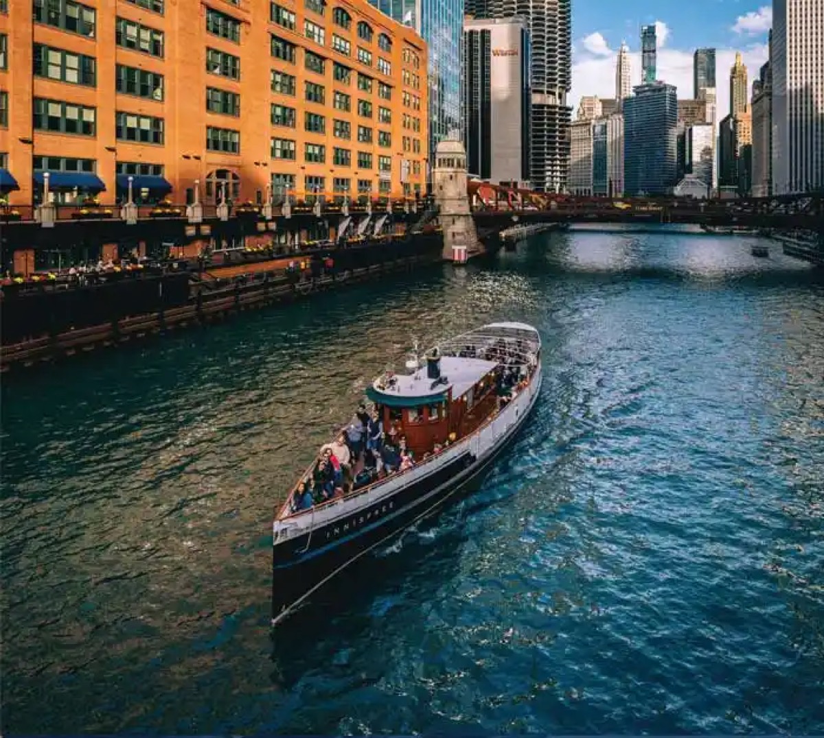 Private Architecture Boat Charter by chicago line cruises